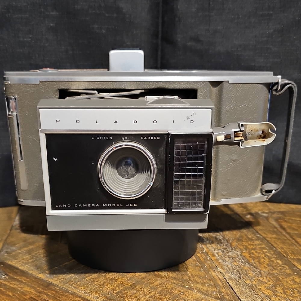 Polaroid Land Camera J66 - Classic Gray